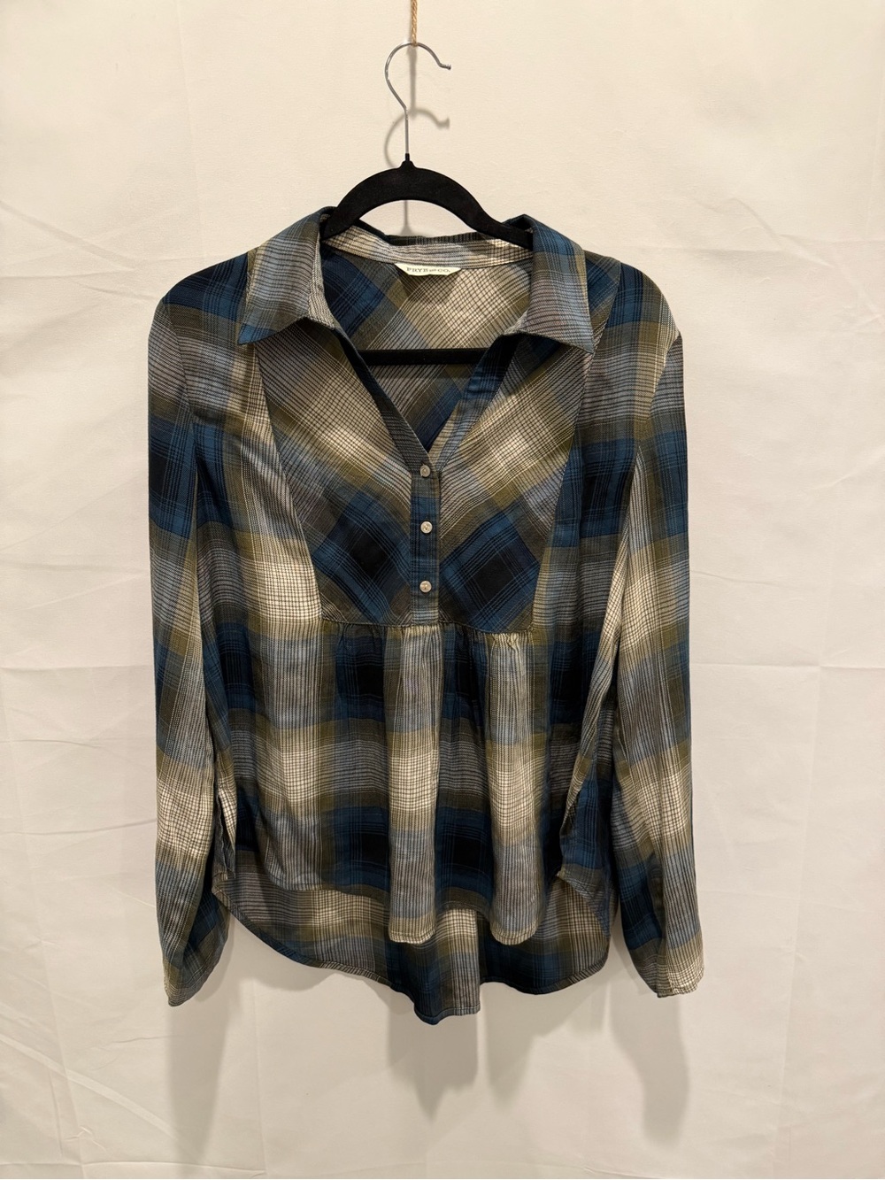 FRYE AND CO. Plaid Peasant Blouse - Blue,green and grey.size M.fall,flannel